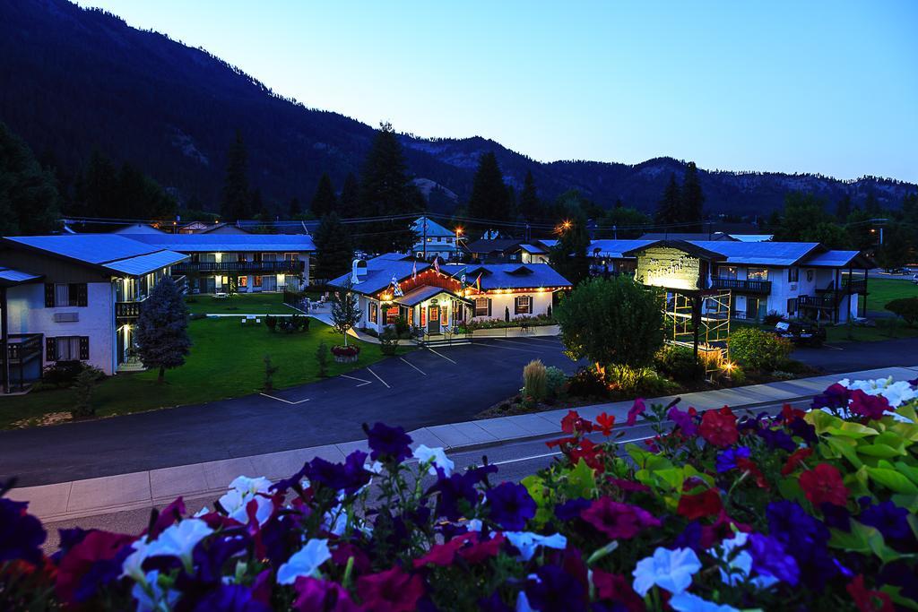 Der Ritterhof Inn Leavenworth Dış mekan fotoğraf